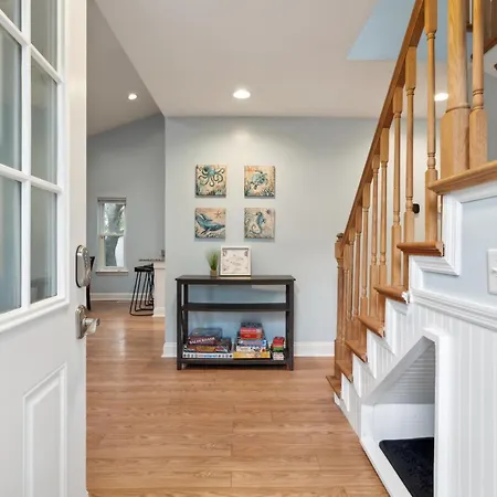 111 Oasis North End Close To Beach Access